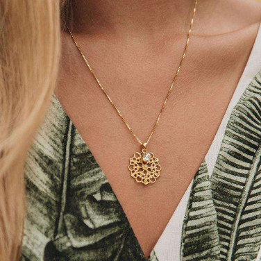 Andrea Halsband Gold Crystal